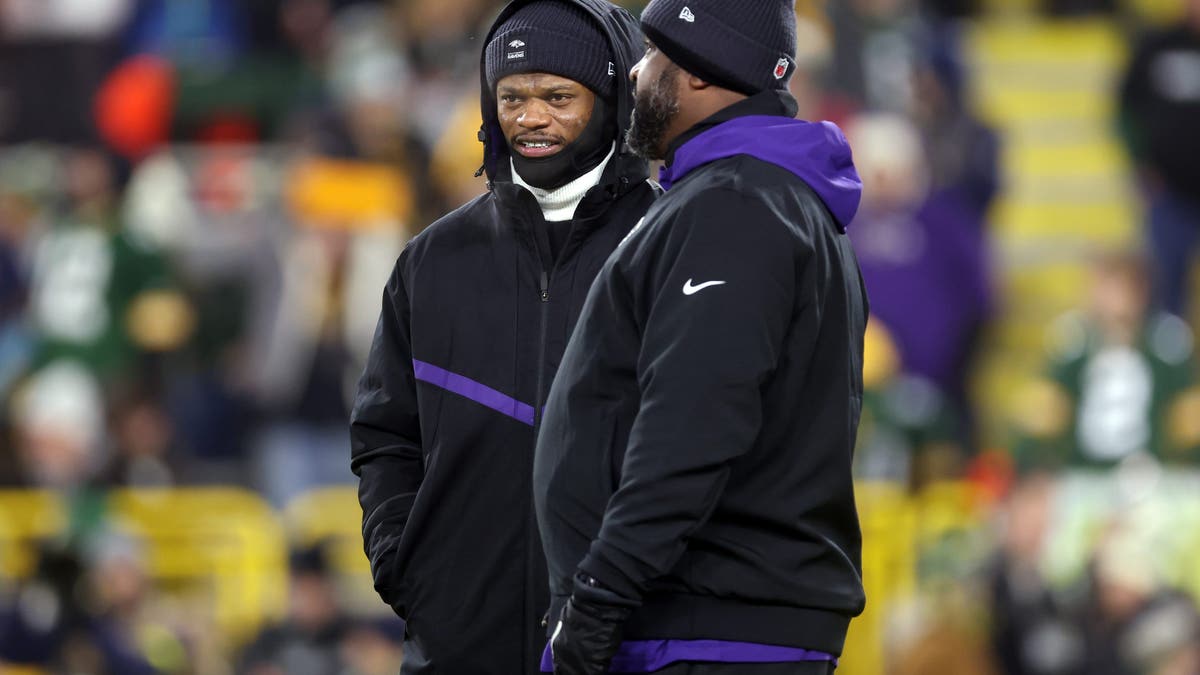 Lamar Jackson msised the Ravens' Week 17 win over the Packers due to a back injury. (Photo by Michael Reaves/Getty Images)