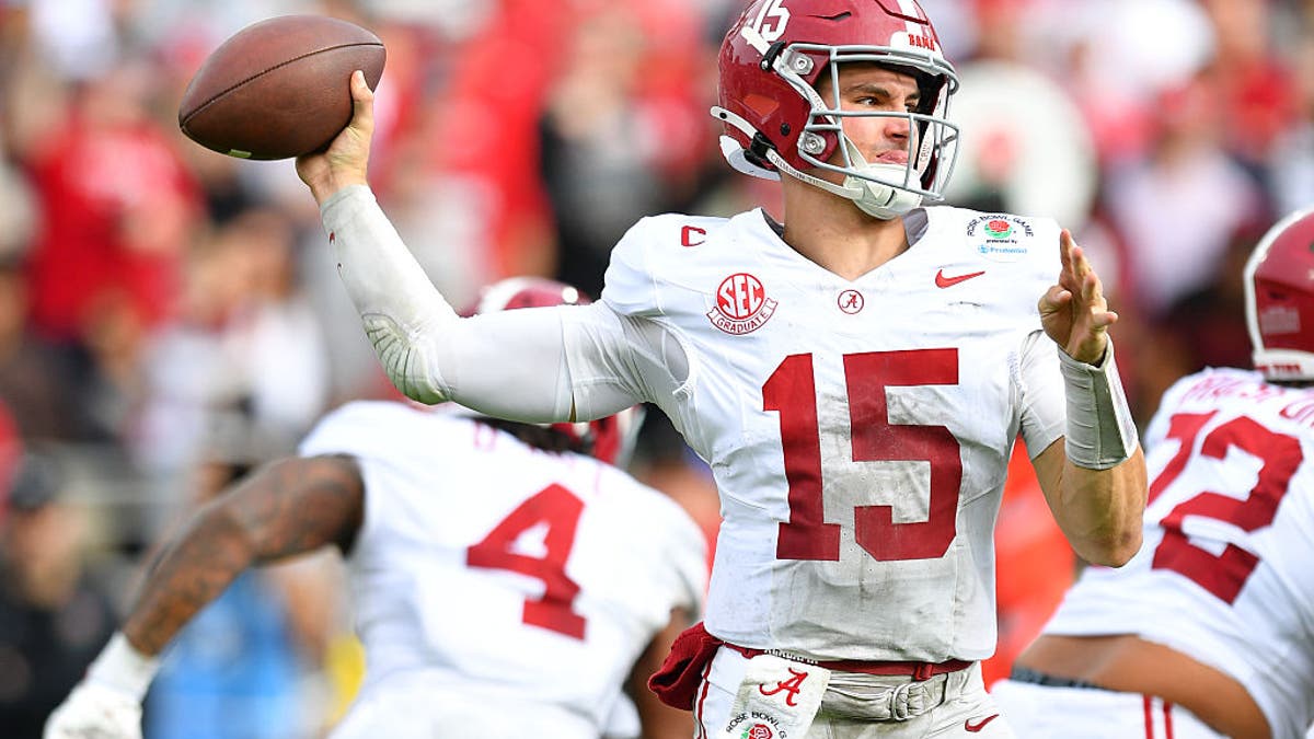 WIll the Jets take Ty Simpson with one of their two first-round picks? (Photo by Brian Rothmuller/Icon Sportswire via Getty Images)