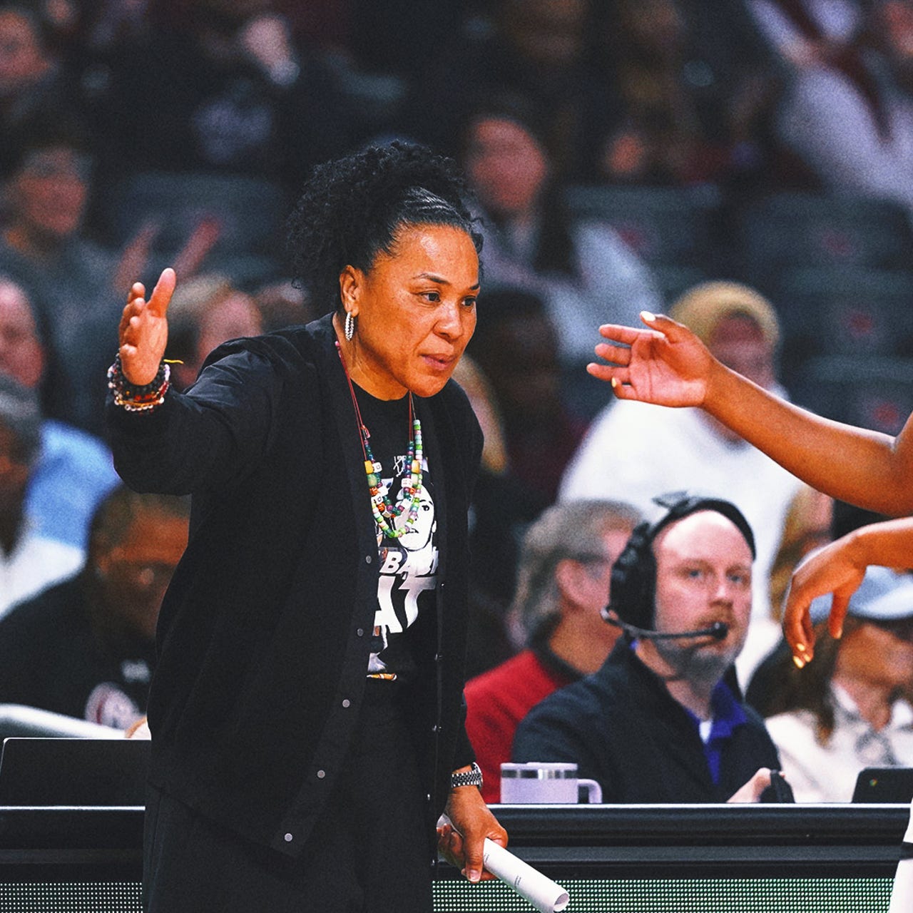 Image for Women's CBK AP Top : South Carolina Climbs Into No. Spot After Texas Loss