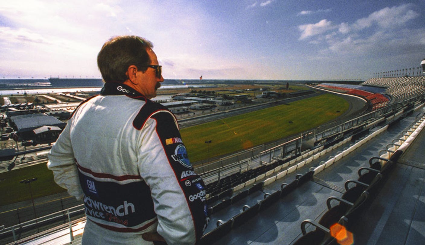 'We've Lost Dale Earnhardt': FOX Sports Documentary Reflects on 25th Anniversary