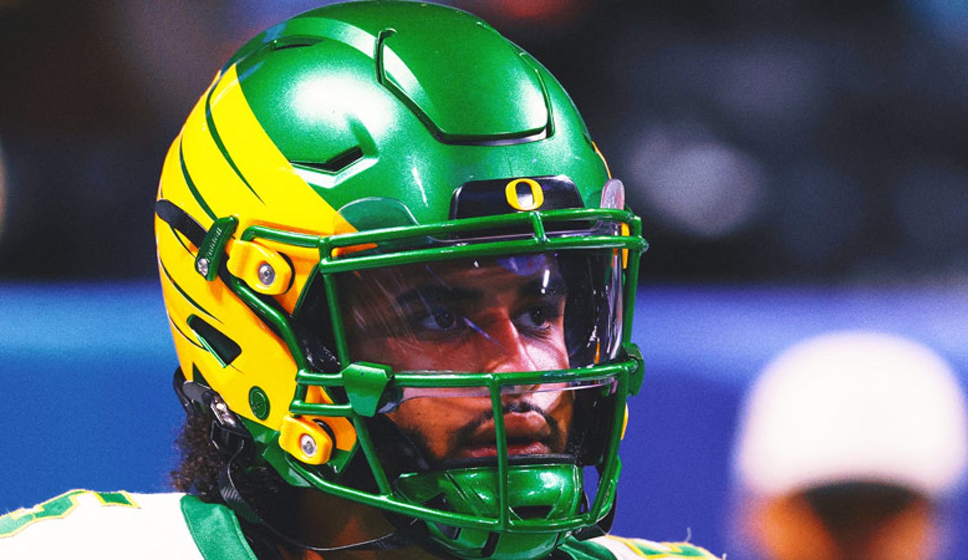 Oregon QB Dante Moore Reveals Hardships vs. Indiana Fans at Peach Bowl