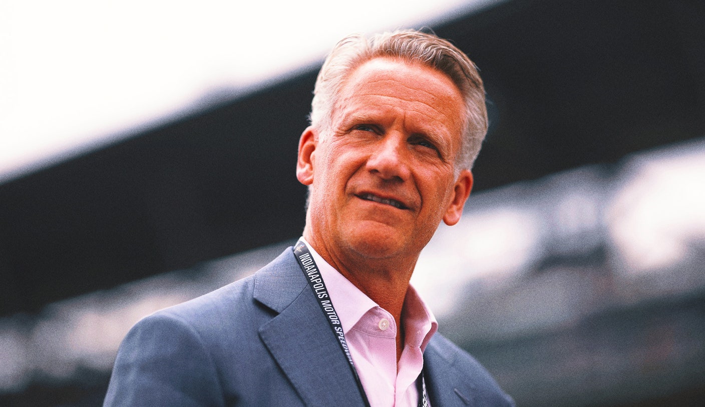 Steve Phelps Resigns As NASCAR Commissioner