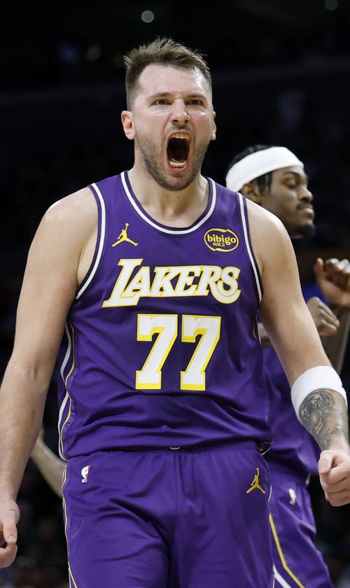 theScore Bet Promo Code: Unlocks $100 in Bonuses When Betting on Tonight's NBA and NHL Action