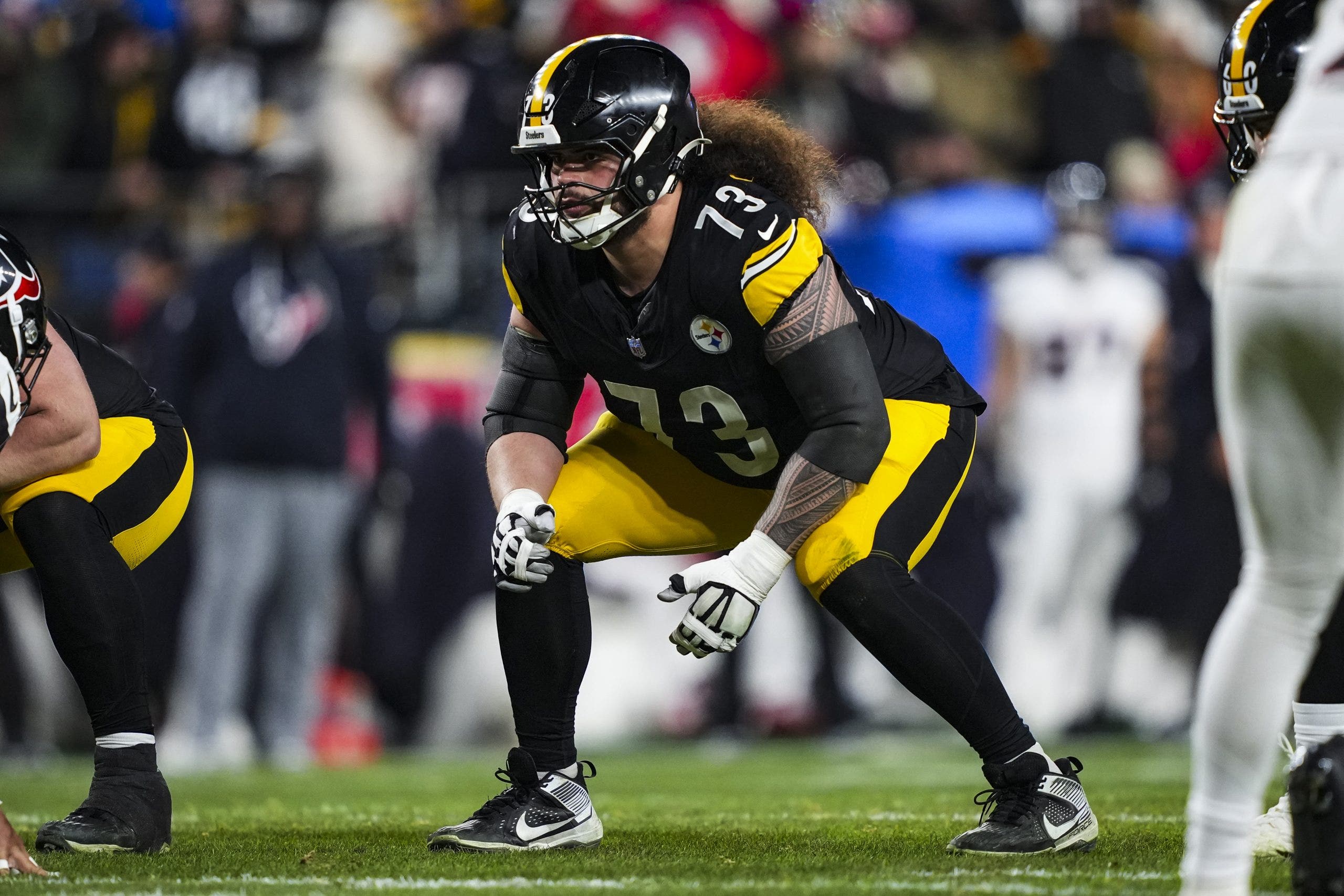 Steelers guard Isaac Seumalo is our second-highest ranked guard who's set to hit free agency this offseason. (Photo by Perry Knotts/Getty Images)