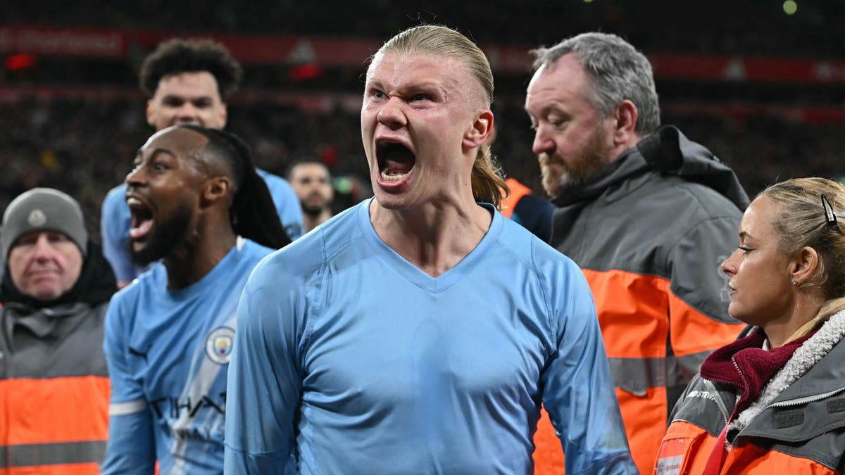 FBL-ENG-PR-LIVERPOOL-MAN CITY