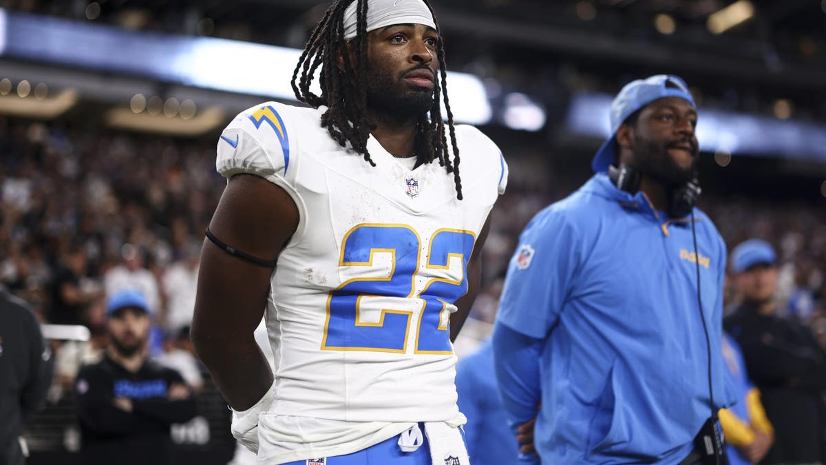 Najee Harris had four straight 1,000-yard seasons with the Steelers before having an Achilles injury ended his 2025 campaign prematurely. (Photo by Kevin Sabitus/Getty Images)