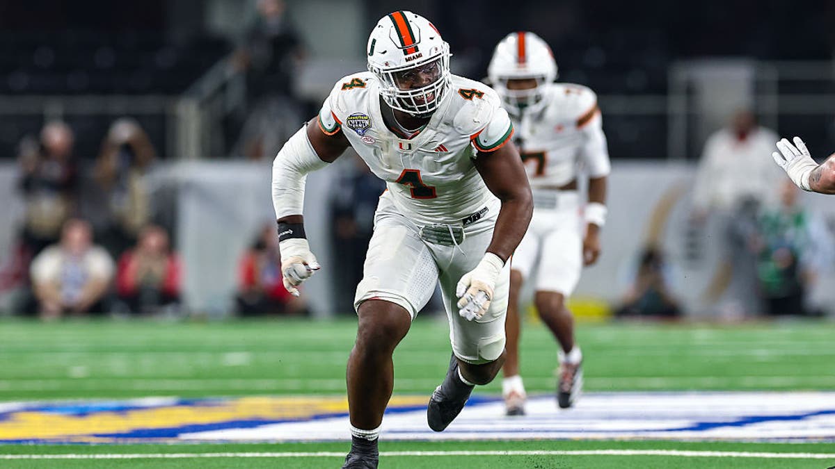 It's been long past time for the Saints to blow up their roster and build around younger players. (Photo by Matthew Visinsky/Icon Sportswire via Getty Images)