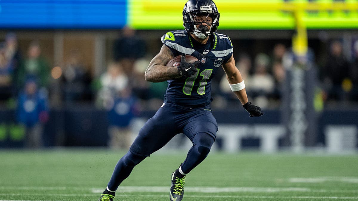 Jaxon Smith-Njigba was the best receiver in football this season. (Photo by Michael Owens/Getty Images)