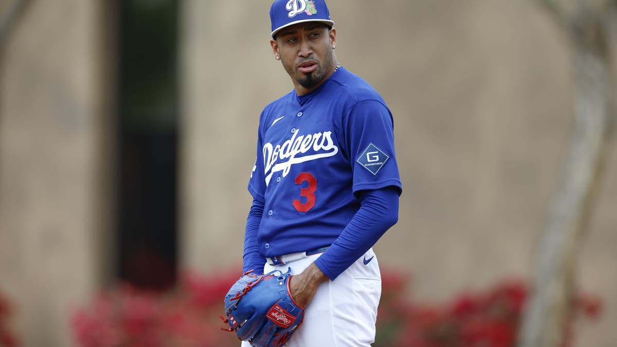 Edwin Díaz firmó un contrato de tres años y $69 millones con los Dodgers en la temporada baja. (Foto de Brandon Sloter/Getty Images)