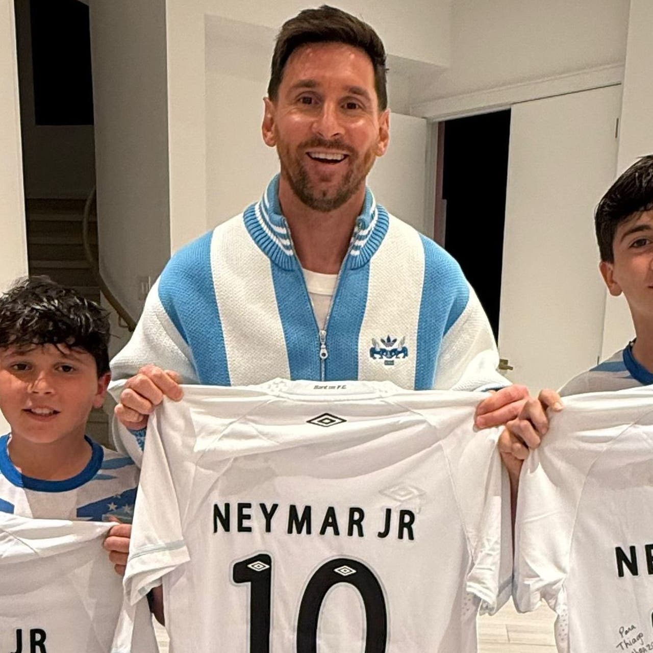 Lionel Messi And Sons Get Special Gift From Former Barcelona Co