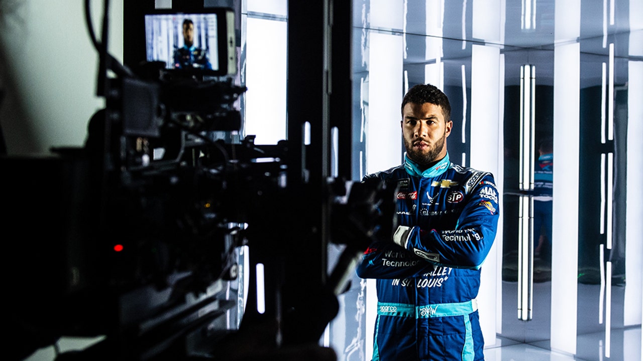 Bubba Wallace at 2019 FOX Hangar Shoot