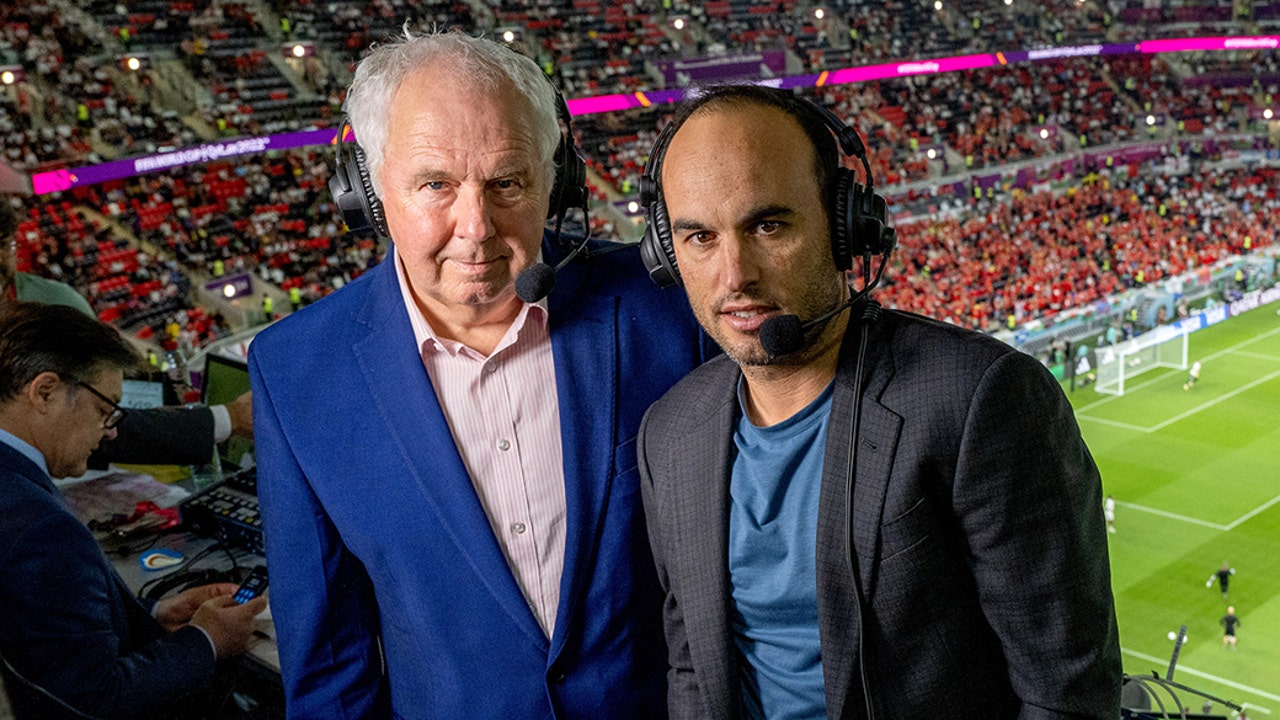 Ian Darke and Landon Donovan