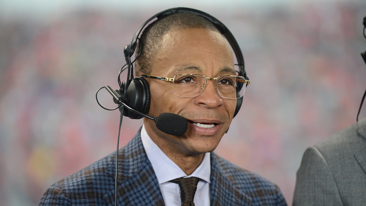 Gus Johnson at Ohio Stadium