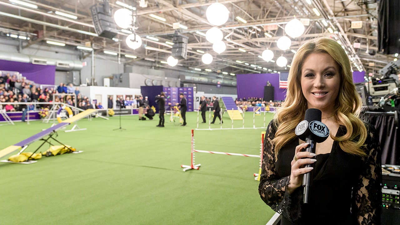 Jennifer Hale at the 2018 Masters Agility Championship at Westminster 2