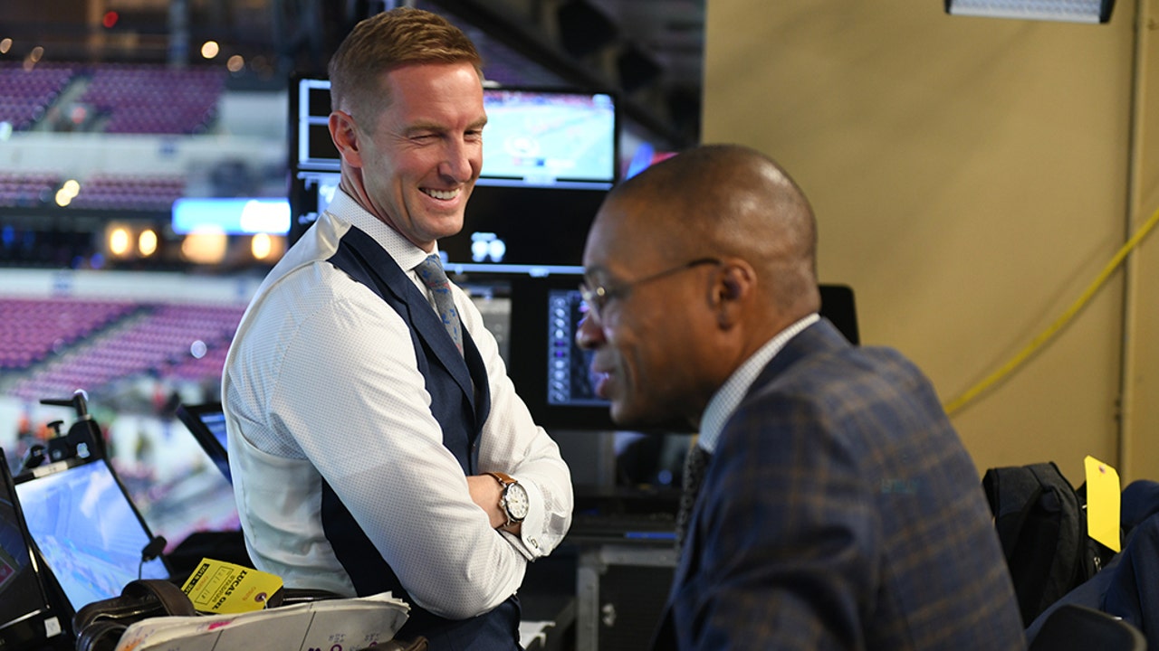 Joel Klatt and Gus Johnson at the 2018 Big Ten Championship Game