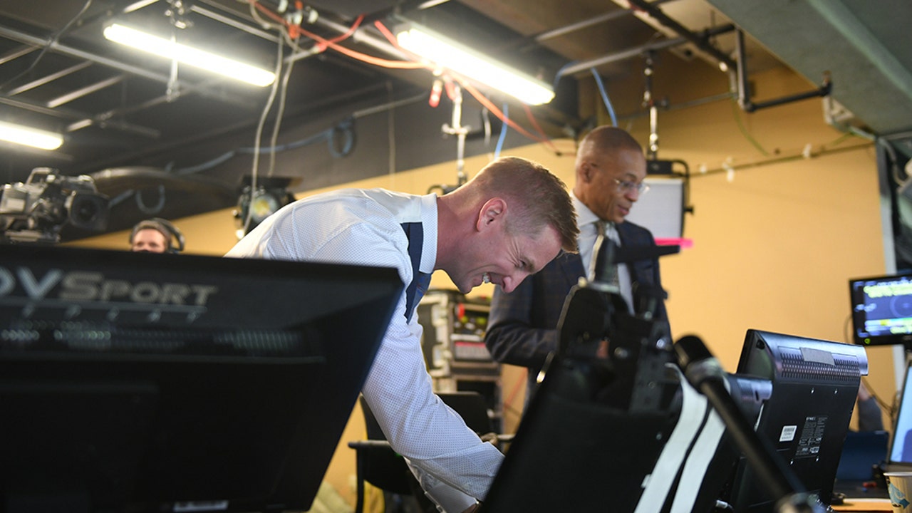Joel Klatt and Gus Johnson at the 2018 Big Ten Championship Game Joel Klatt and Gus Johnson at the 2018 Big Ten Championship Game (2)