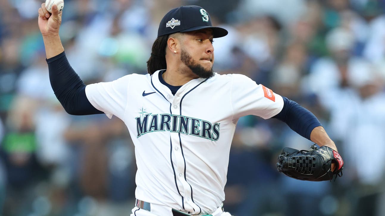 White Sox Acquire Starting Pitcher Luis Castillo From Mariners In 4-Player Trade