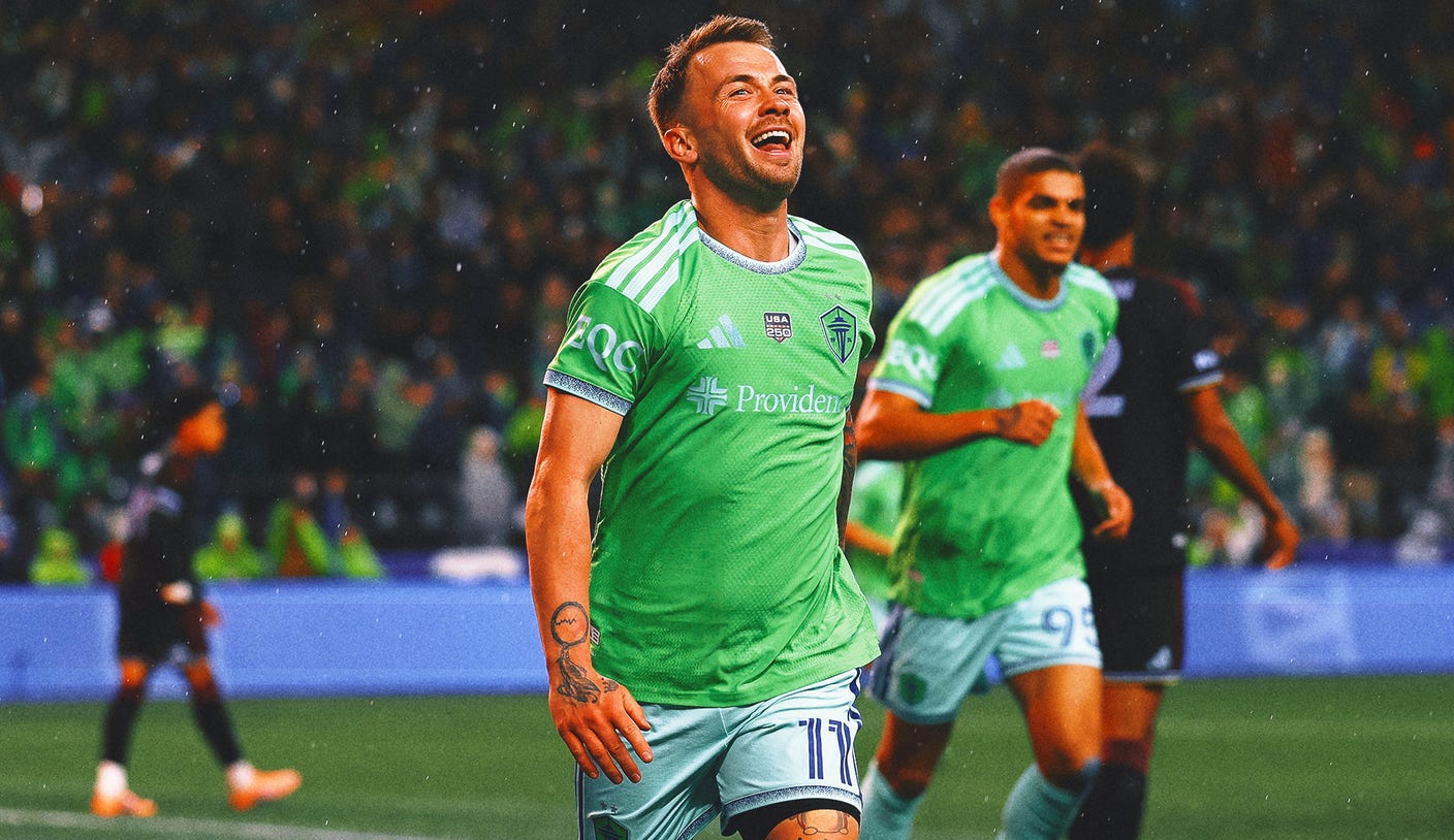 Seattle Sounders Pounce Previous Colorado Rapids in MLS Season Opener