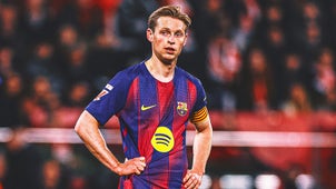 NEXT Trending Image: Barcelona, Netherlands Star Frenkie de Jong To Miss 6 Weeks With Right Leg Injury