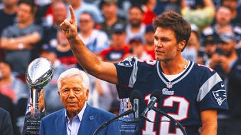 Tom Brady to Patriots Owner Robert Kraft: 'Get That 7th Ring So We Can Match'