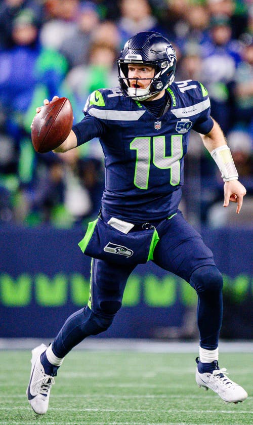 DraftKings Super Bowl Odds and Promos: Latest Information for Seahawks vs Patriots