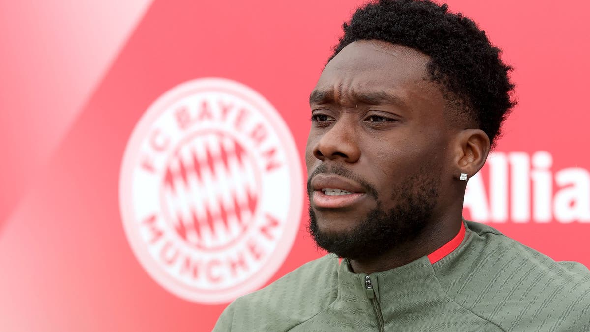 FC Bayern München Training Session And Press Conference - UEFA Champions League 2025/26 Round of 16 First Leg