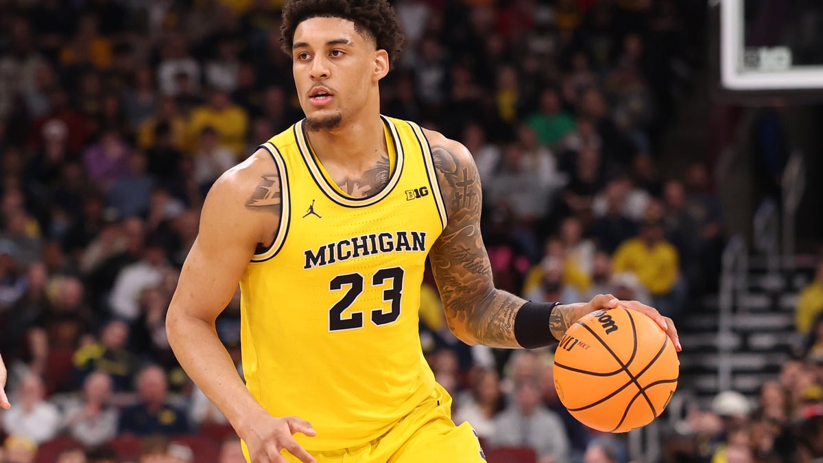Yaxel Lendeborg #23 of the Michigan Wolverines dribbles against the Purdue Boilermakers. (Photo by Michael Reaves/Getty Images)
