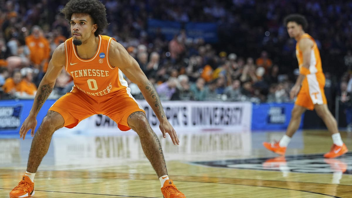 Ja'kobi Gillespie #0 of the Tennessee Volunteers in action against the Virginia Cavaliers. (Photo by Mitchell Leff/Getty Images)