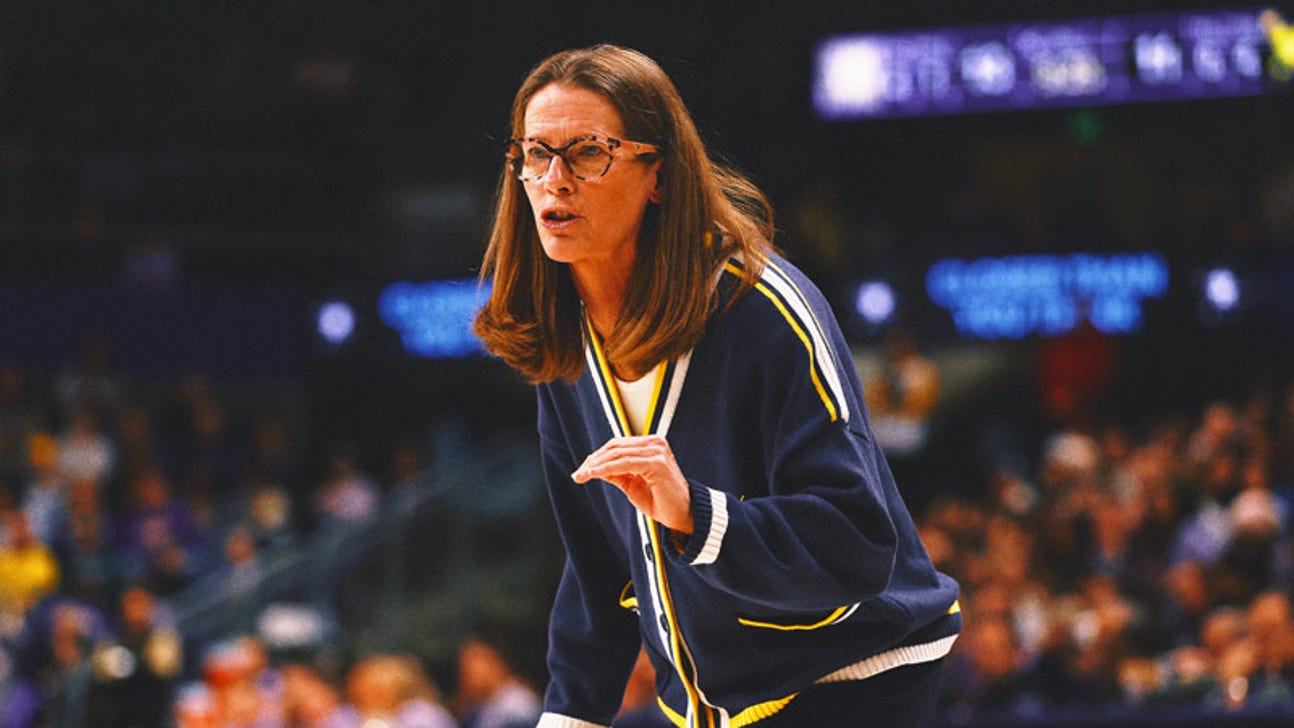 NCAA Men's, Women's Basketball Tournament Highlights: Michigan Leads Louisville