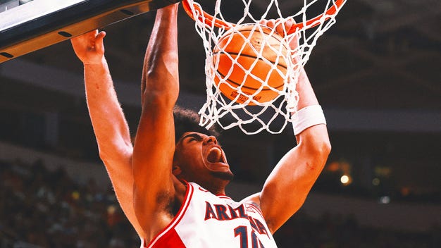 NCAA Men's, Women's Basketball Tournament Highlights: Arizona, Illinois Final Four Bound