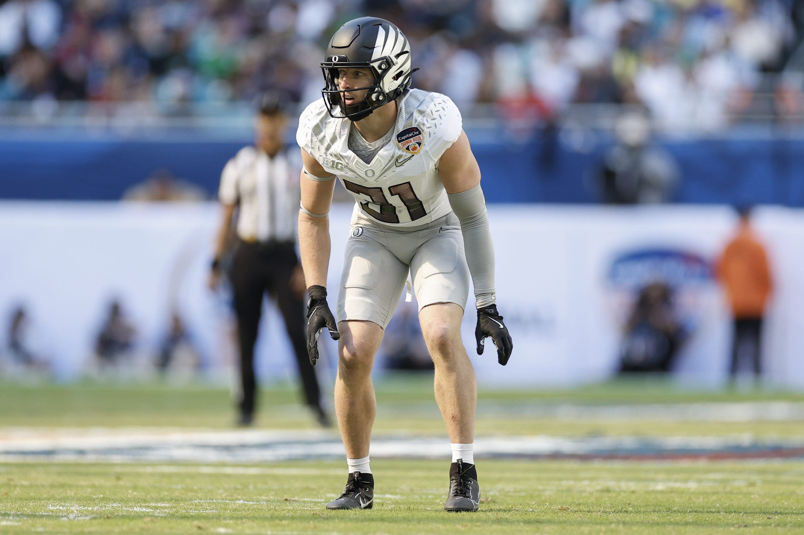 Dillon Thieneman of Oregon (Photo by David Rosenblum/Icon Sportswire via Getty Images)