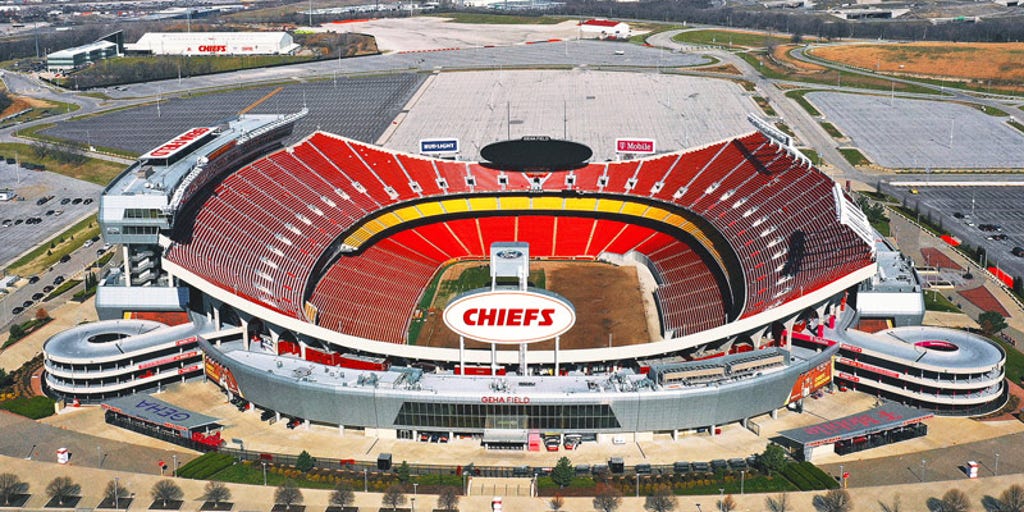 Chiefs Owner Clark Hunt: 'We're Making Progress' on Domed Stadium Renderings | Fox News