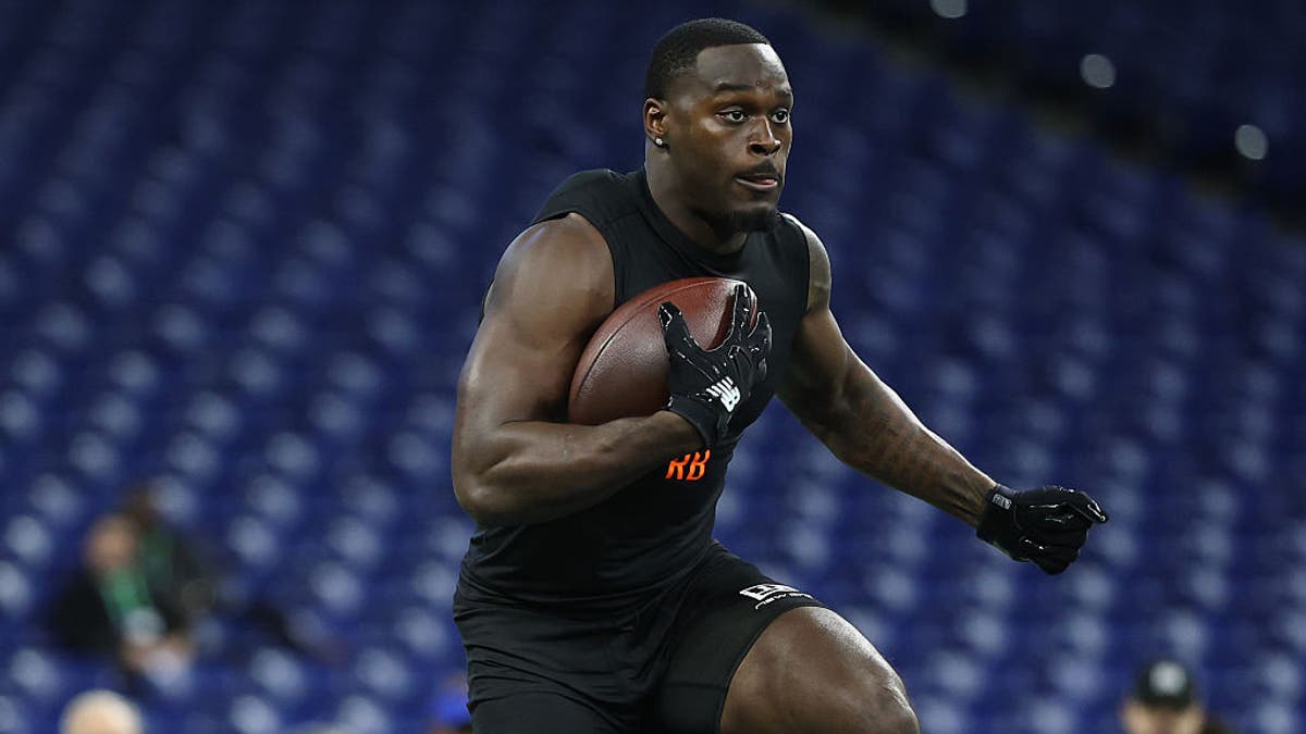Jeremiyah Love of the Notre Dame Fighting Irish participates in a drill during the 2026 NFL Scouting Combine at Lucas Oil Stadium on February 28, 2026 in Indianapolis, Indiana. (Photo by Stacy Revere/Getty Images)