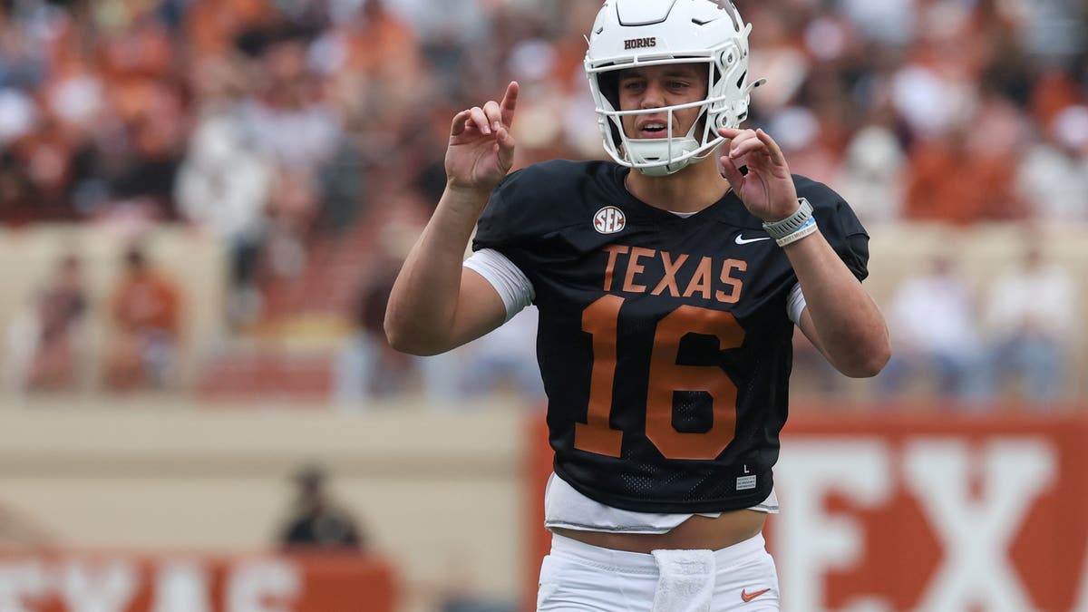 Arch Manning threw for 3,163 yards and had 36 total touchdowns in 2025. (Photo by David Buono/Icon Sportswire via Getty Images)