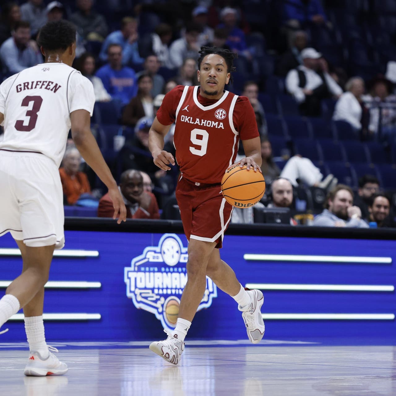 foxsports.com - How to Bet on the Crown Basketball Tournament