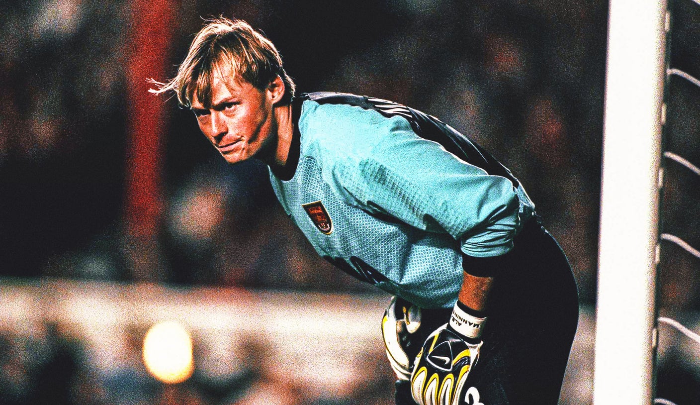 Former Arsenal Goalkeeper Alex Manninger Dies After Car Reportedly Hit by a Train Former Arsenal Goalkeeper Alex Manninger Dies After Car Reportedly Hit by a Train