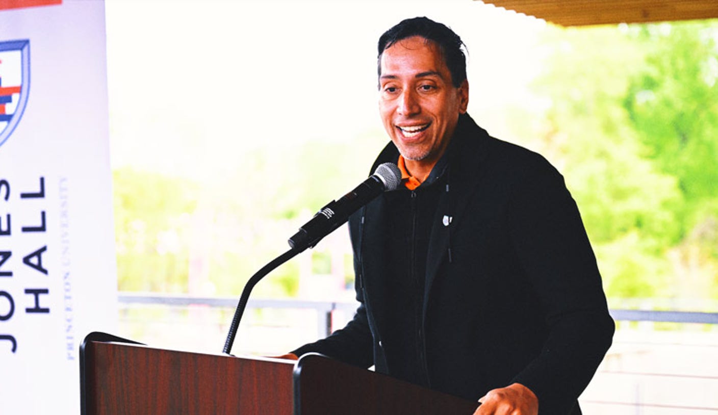 San Diego Padres, Seidler Family Reportedly Nearing Record  Billion Sale