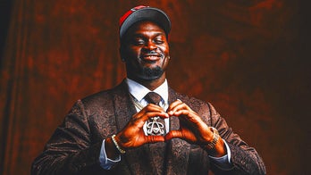 Cuotas para el premio al Novato NFL del Año NFL 2026-27: ¿Love o Mendoza son los favoritos en estos primeros momentos?