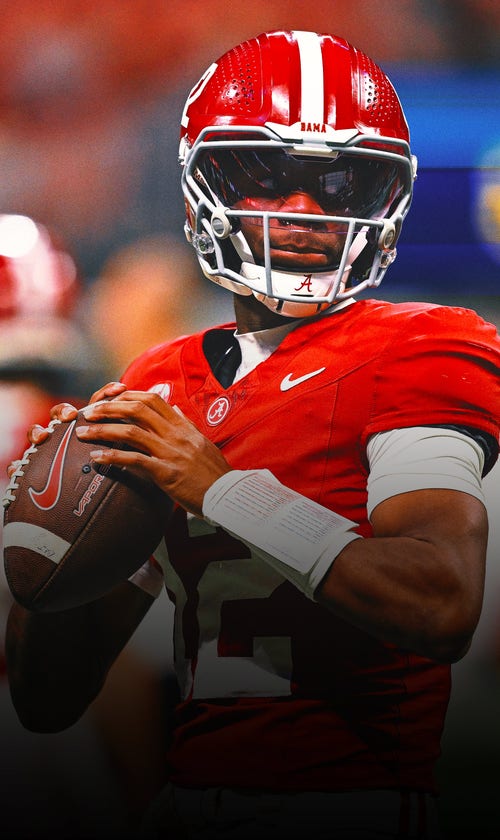 Bama QB Russell Praised by Teammate for Spring Game: 'Feels Like a Video Game'