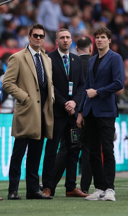 Tom Brady Pokes Fun At Ryan Reynolds, Rob Mac After Wrexham Loss to Birmingham