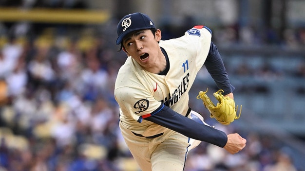Dodgers Snap Cubs' 10-Game Winning Streak Behind Roki Sasaki's Outing