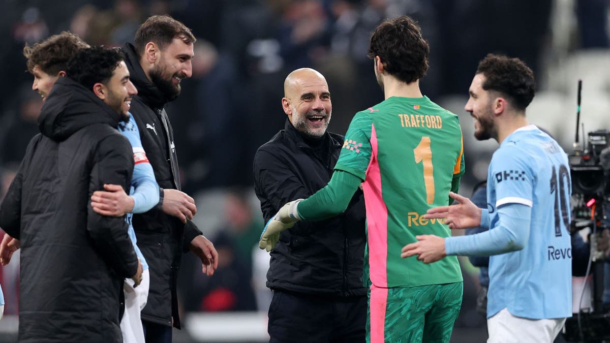 Newcastle United v Manchester City - Emirates FA Cup Fifth Round