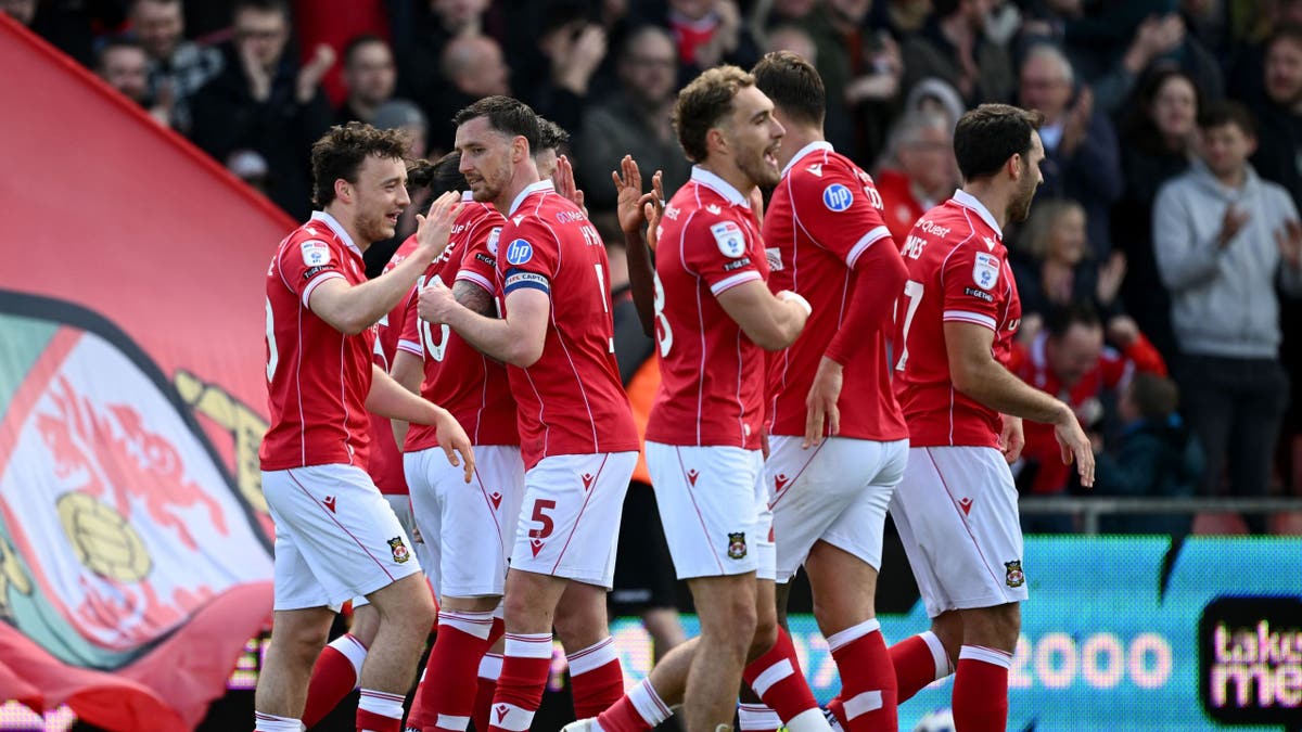 Wrexham AFC Stoke City - Sky Bet Championship