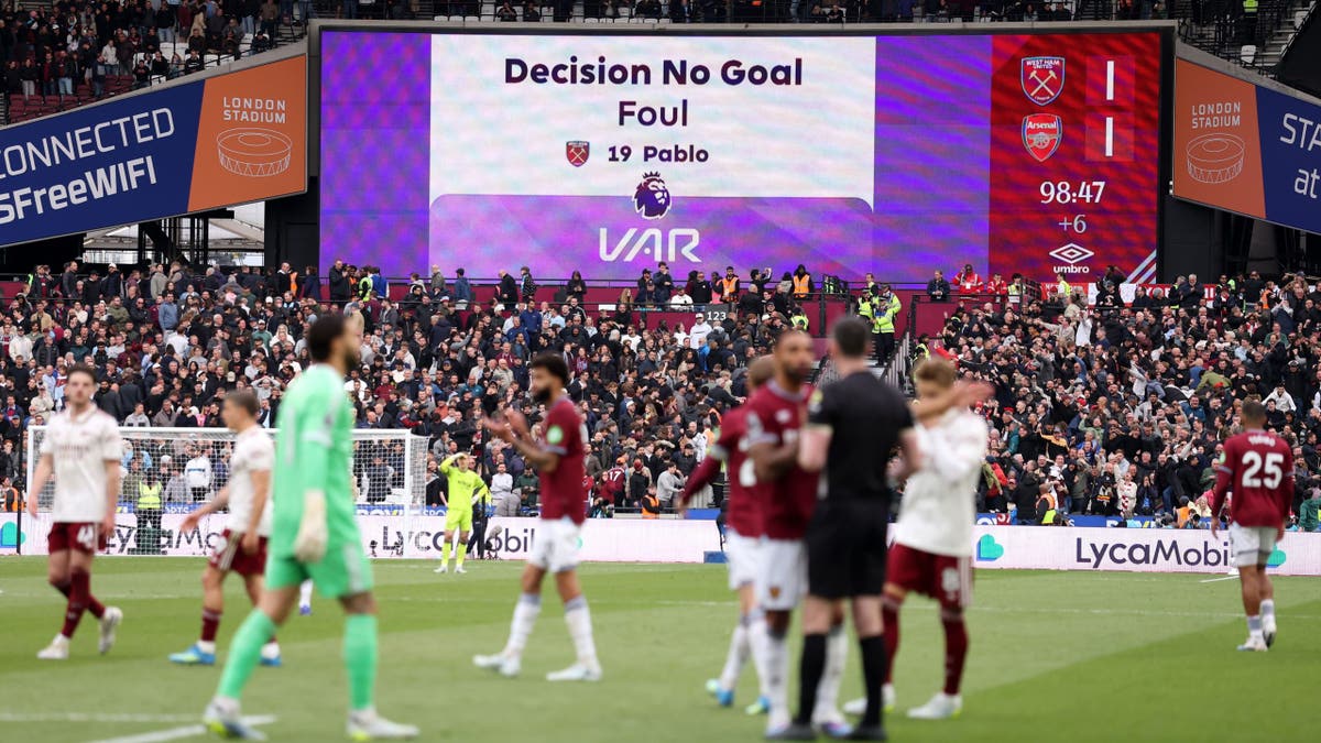 West Ham United v Arsenal - Premier League