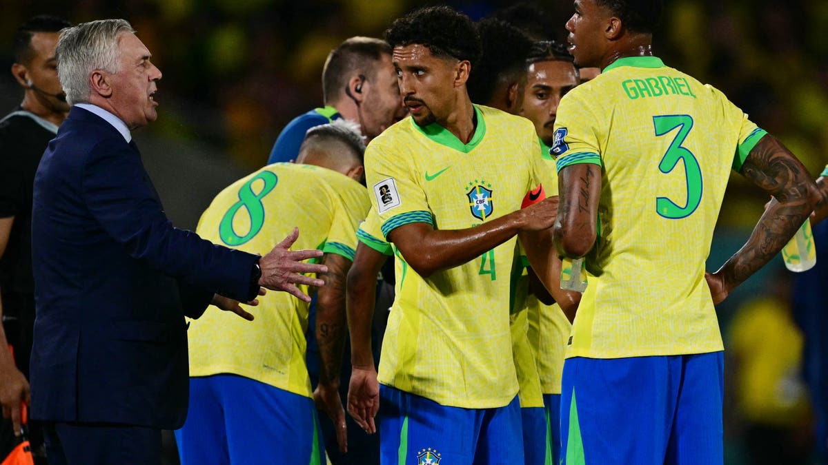 Ancelotti has two tough defenders in Gabriel and Marquinhos. (Photo by Pablo PORCIUNCULA / AFP)