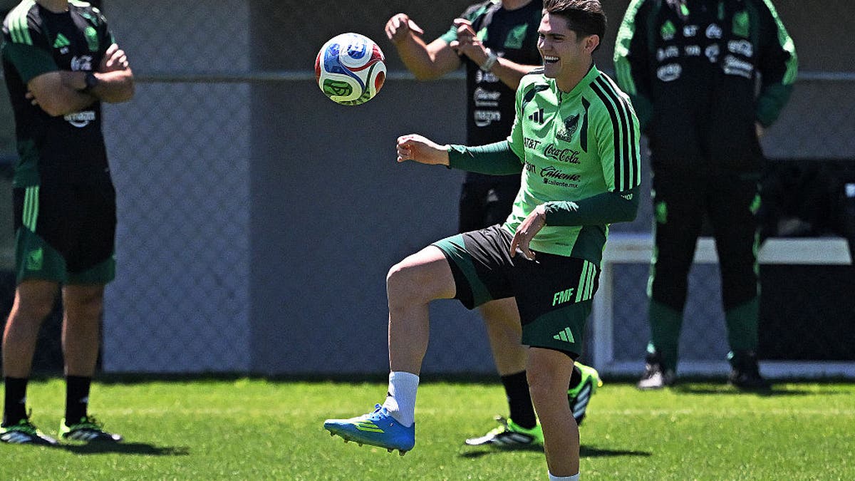 Mexico's defender Israel Reyes controls the shot during a grooming league successful Mexico City connected May 15, 2026. (Photo by CARL DE SOUZA / AFP via Getty Images)
