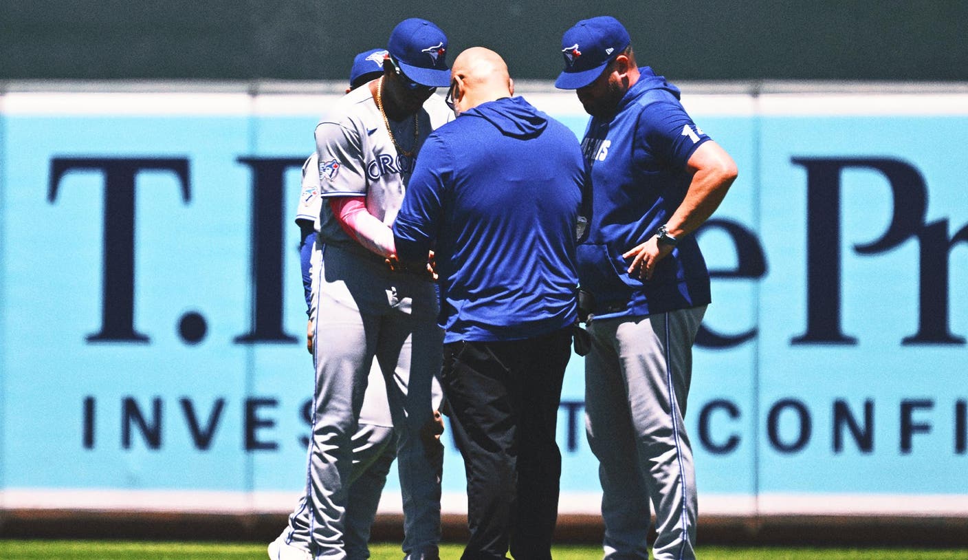 Blue Jays' OF Jesús Sánchez Suffers Right Wrist Bruise From Fan-Thrown Ball