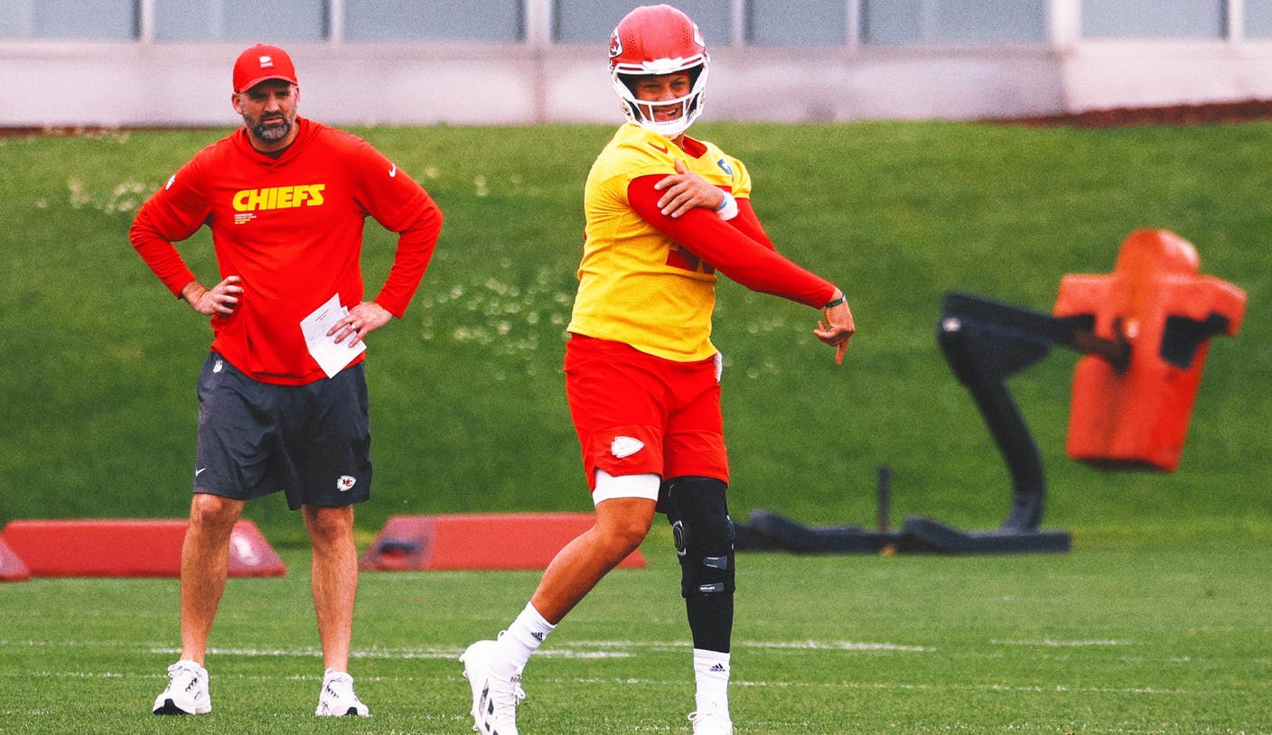 Patrick Mahomes Participates in Chiefs Voluntary Workouts, Targets Week 1 Return