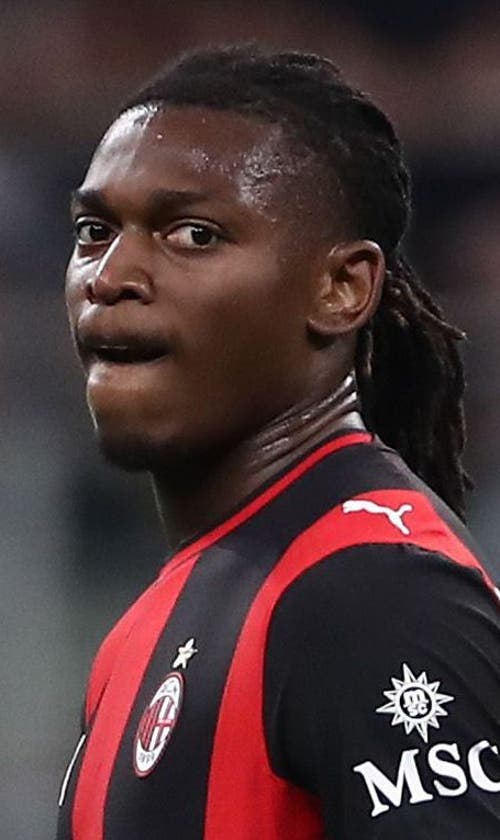 Rafael Leão To Premier League? AC Milan Winger Picks Man United As Favorite Team