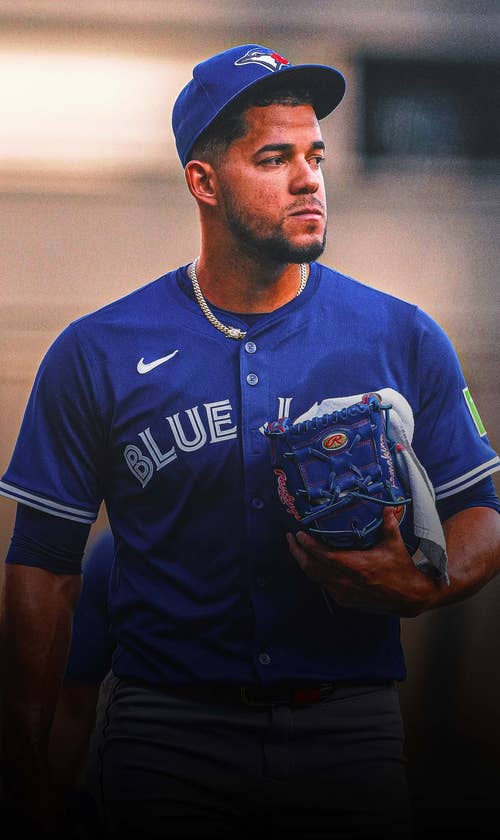 Blue Jays' Pitcher José Berríos Undergoes Season-Ending Tommy John Surgery